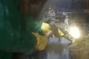 阳泉消防水池堵漏施工视频